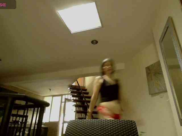 EmmaHerby1 webcam