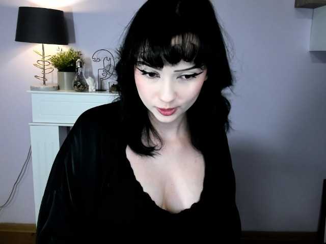 soft-denise from BongaCams