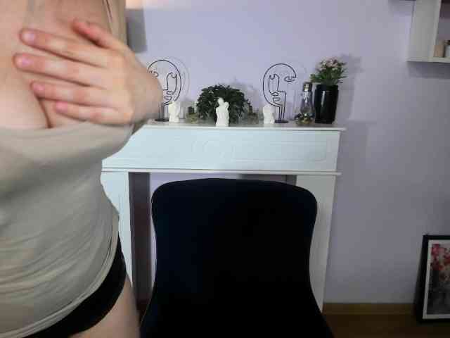 Soft-Denise webcam