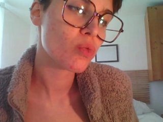 Soft-Sarah Porn Show