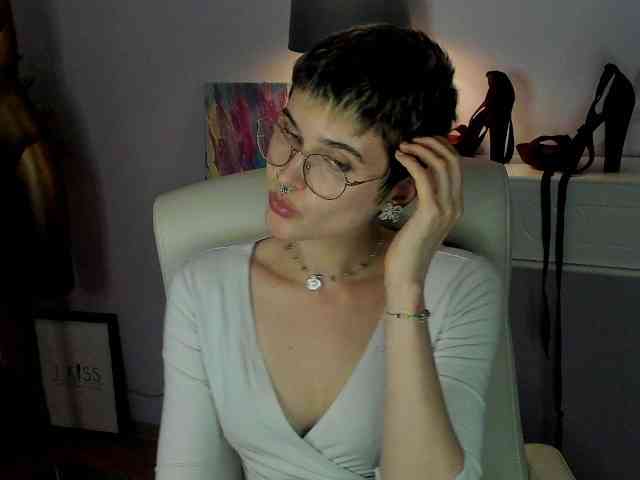 Soft-Sarah webcam