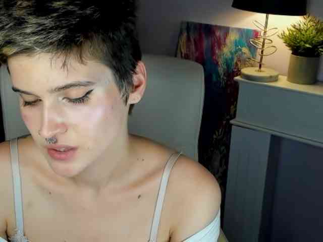 Soft-Sarah webcam