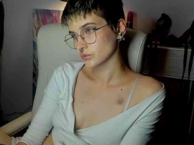 Soft-Sarah webcam