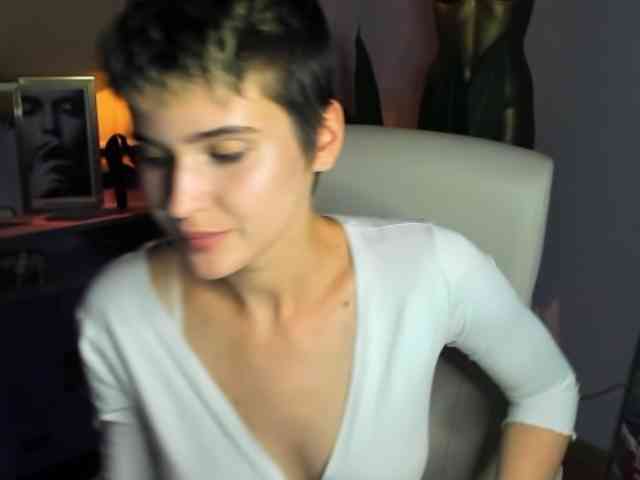 Soft-Sarah webcam
