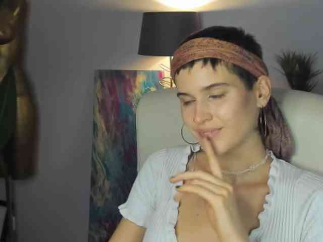 Soft-Sarah webcam
