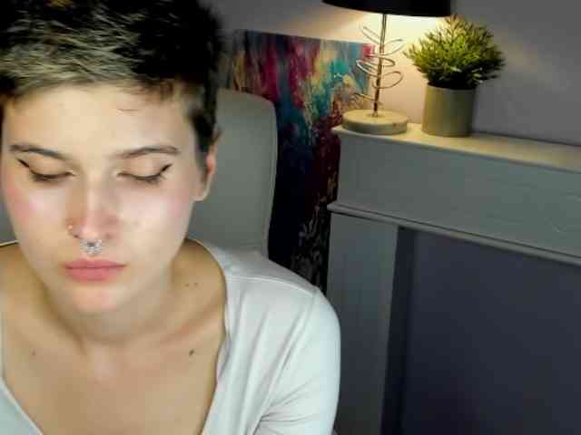 Soft-Sarah webcam