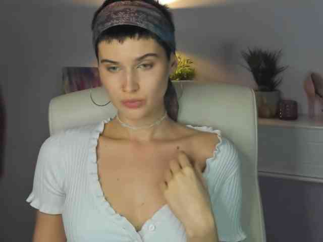 Soft-Sarah webcam