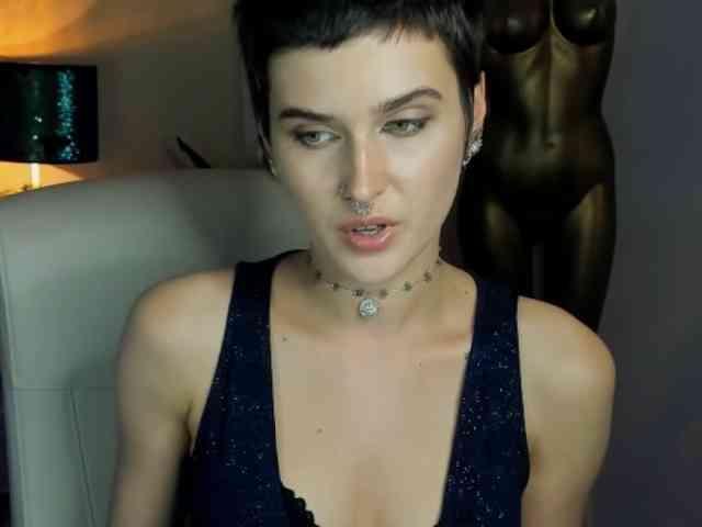 Soft-Sarah webcam
