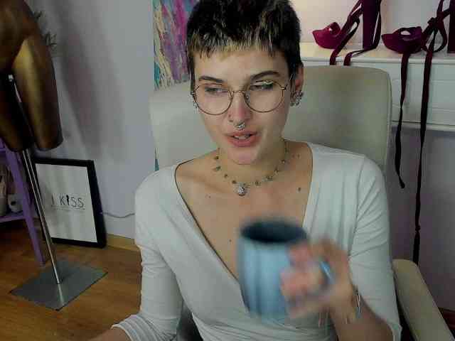 Soft-Sarah webcam