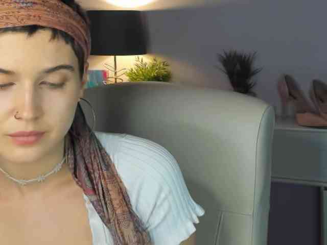 Soft-Sarah webcam