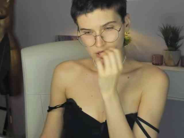 Soft-Sarah webcam