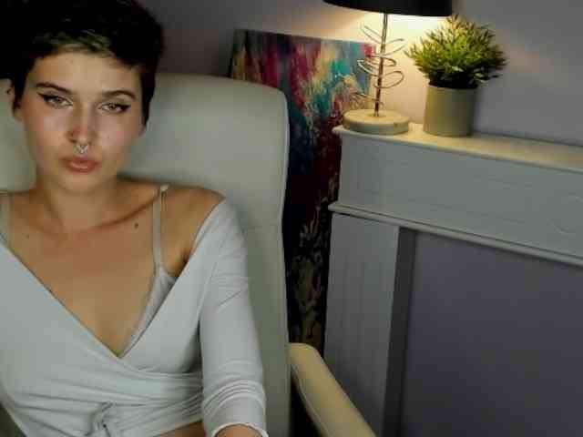 Soft-Sarah webcam