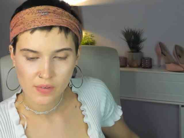 Soft-Sarah webcam