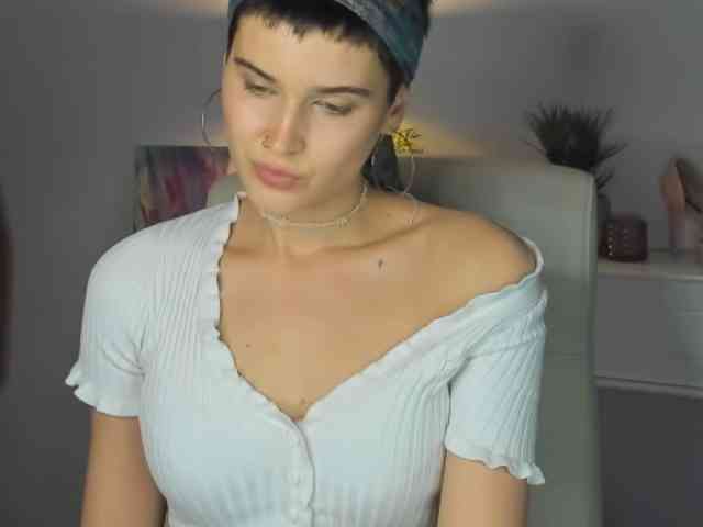 Soft-Sarah webcam