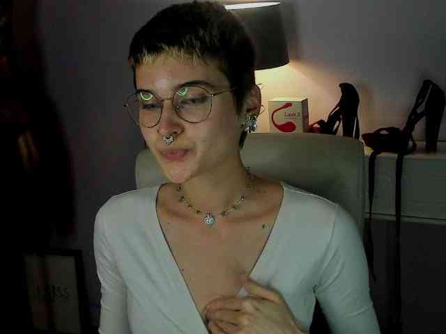 Soft-Sarah webcam