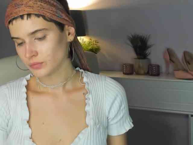 Soft-Sarah webcam