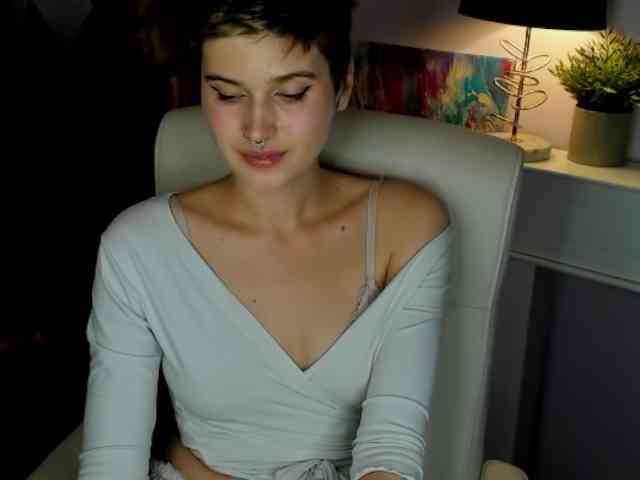 Soft-Sarah webcam