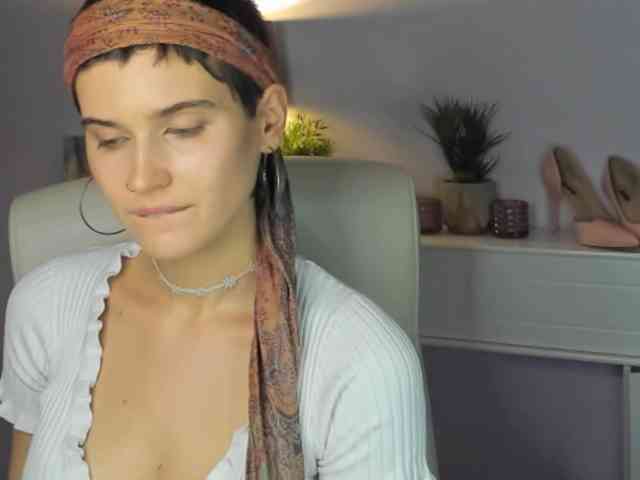 Soft-Sarah webcam
