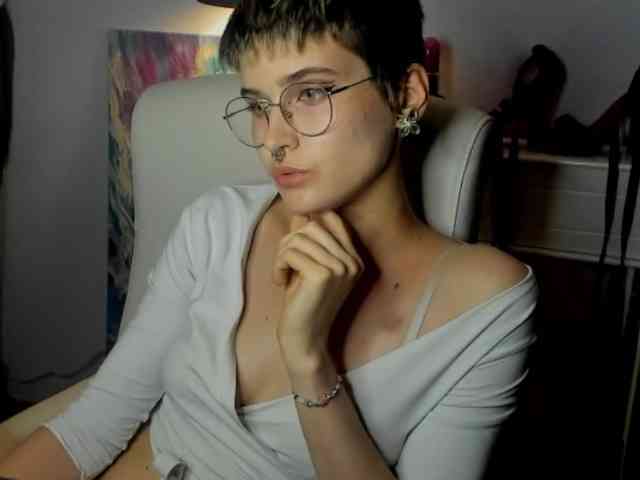 Soft-Sarah webcam