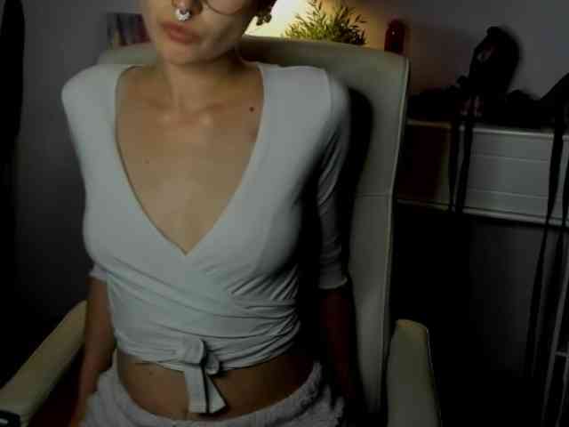 Soft-Sarah webcam