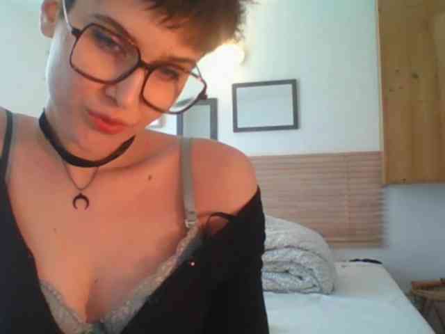 Soft-Sarah webcam
