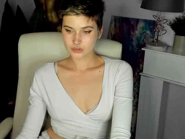 Soft-Sarah webcam