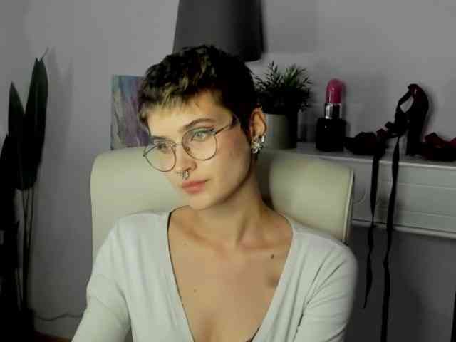 Soft-Sarah webcam