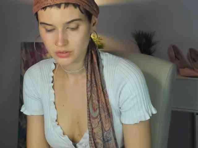 Soft-Sarah webcam