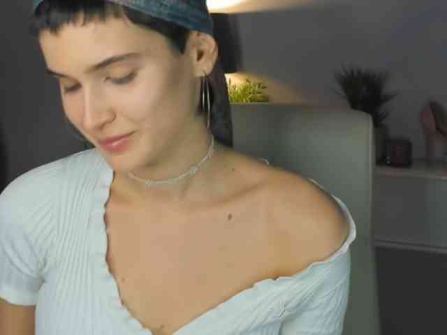 Soft-Sarah webcam