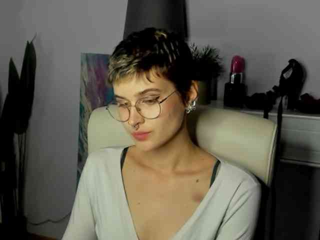 Soft-Sarah webcam