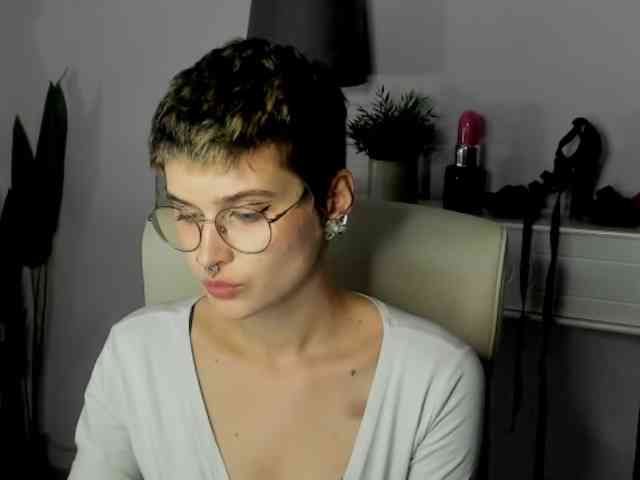 Soft-Sarah webcam