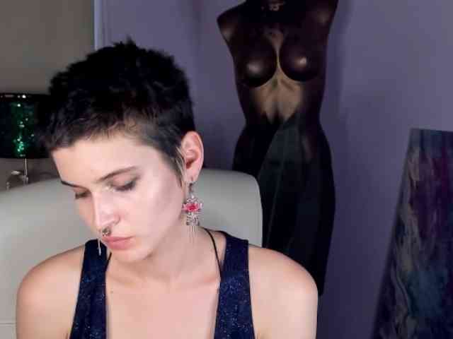 Soft-Sarah webcam