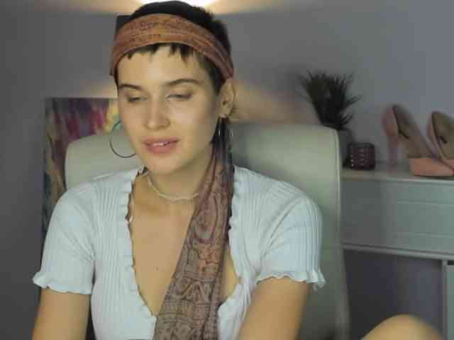 Soft-Sarah webcam