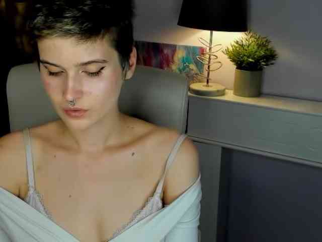 Soft-Sarah webcam