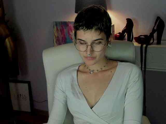 Soft-Sarah webcam