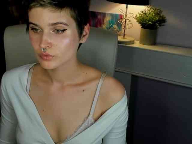 Soft-Sarah webcam