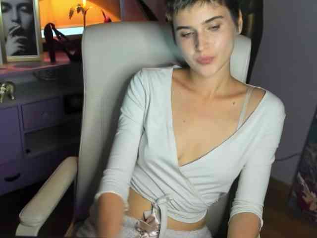 Soft-Sarah webcam