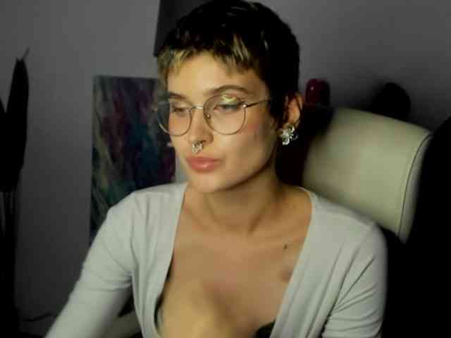Soft-Sarah webcam
