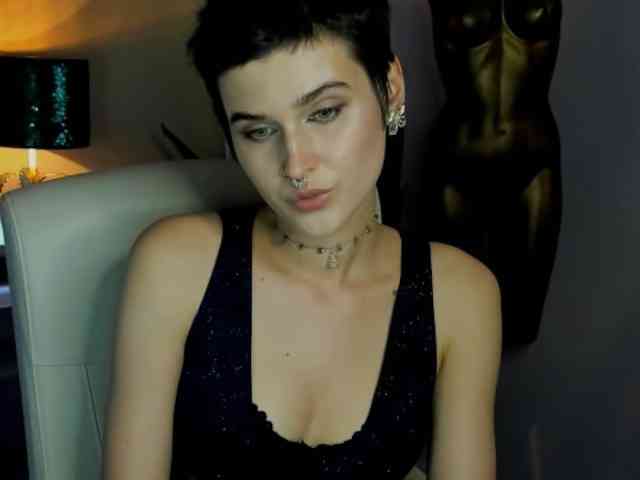 Soft-Sarah webcam