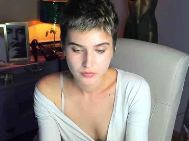 Soft-Sarah webcam