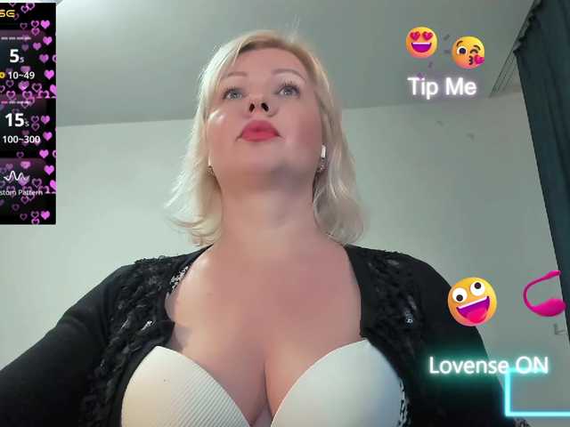 i-am-angela's BongaCams show and profile