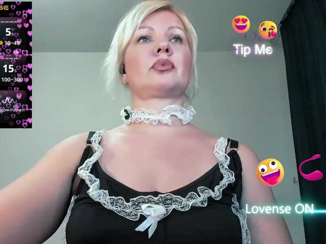 i-am-angela's BongaCams show and profile