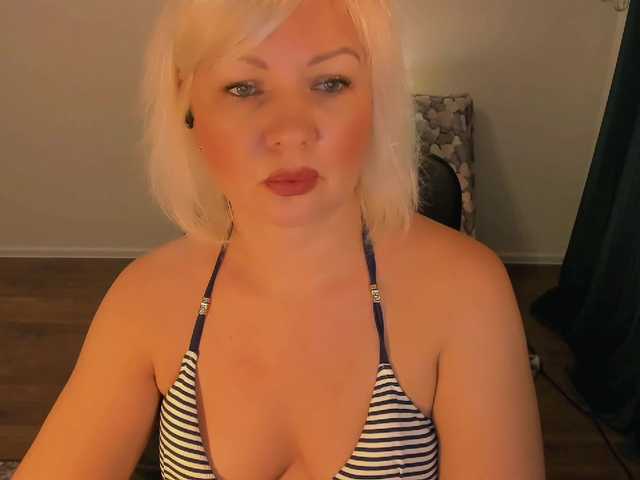 i-am-angela's BongaCams show and profile