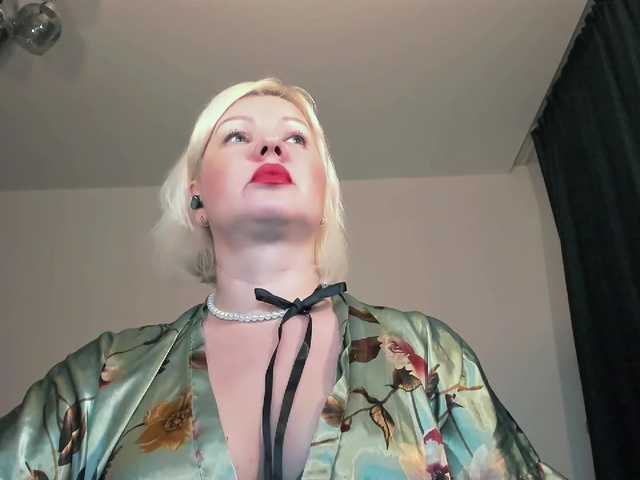 i-am-angela's BongaCams show and profile