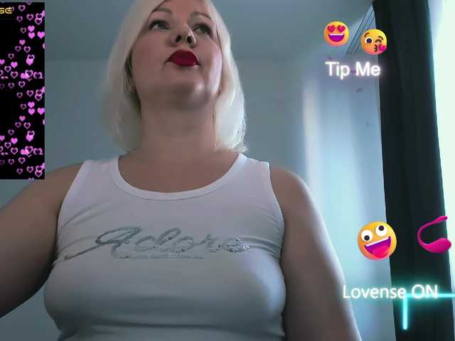 i-am-angela — Happy Valentin's day!Can I be yours today?Come and enjoy me, I wanna please youYour mistress waiting for you. Let's get naked and explore every inch of skin of my body. #Mistress #Goddess #Femdom #Findom TEASE 80 tks  69 spank 70 flash 300tks NAKED