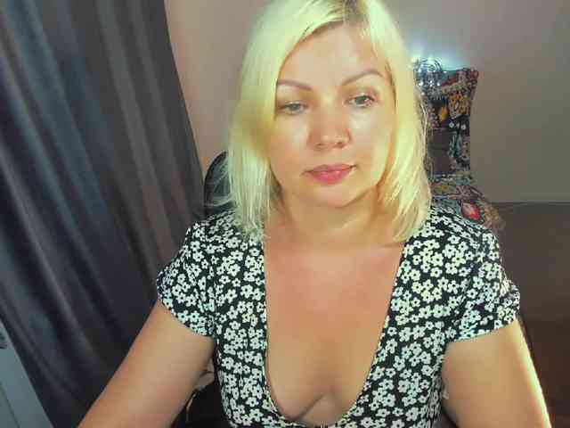 AngelaAngela webcam