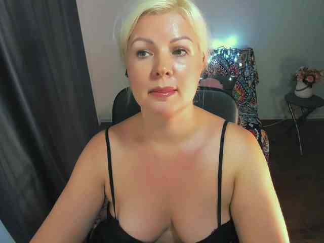 AngelaAngela webcam