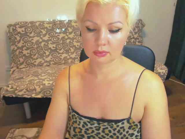 AngelaAngela webcam