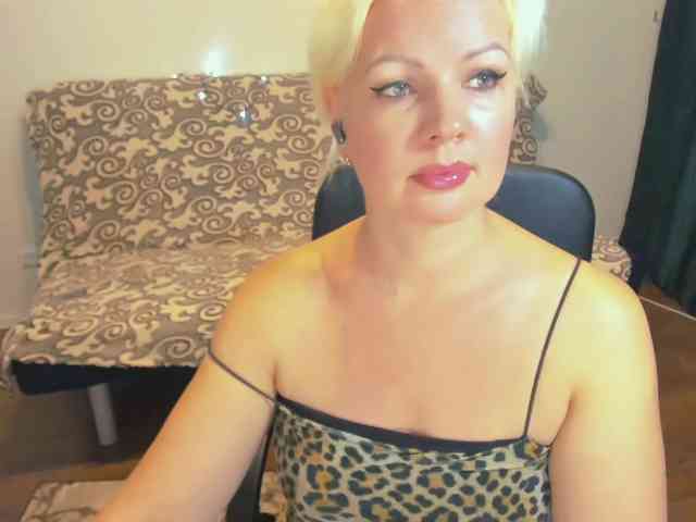 AngelaAngela webcam