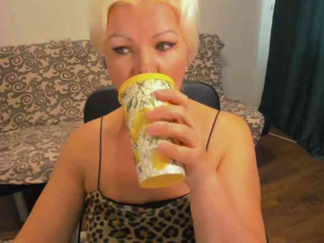 AngelaAngela webcam